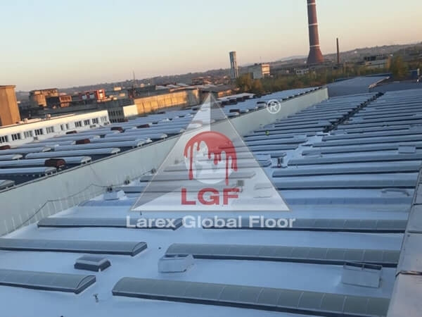 Larex Global Floor - Trape fum luminatoare continue acoperis industrial